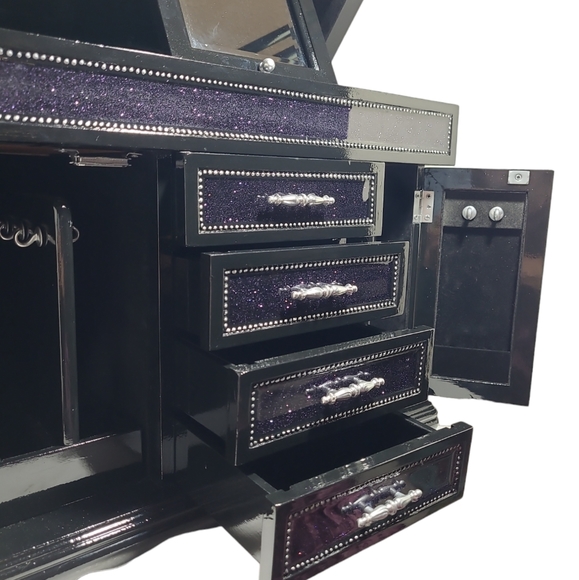 Extra Large Refinishef Jewelry Box - Picture 3 of 10